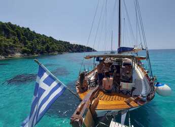 Alquilar goleta en Loutraki Harbour - Trehantiri