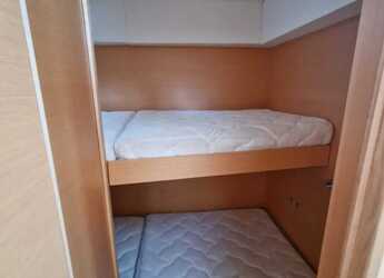 Louer catamaran à Marina di Palermo La Cala - Dufour 48 CAT