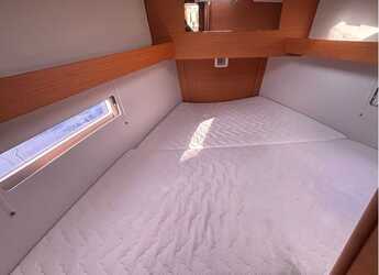 Alquilar velero en Marina di Palermo La Cala - Dufour 390