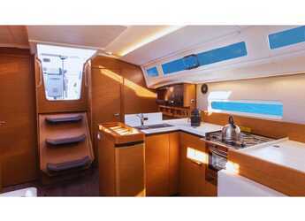 Noleggiare sailboat in Vibo Marina - Sun Odyssey 410[G]