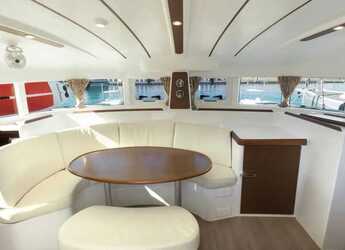 Louer catamaran à Vibo Marina - Lagoon 380[G]