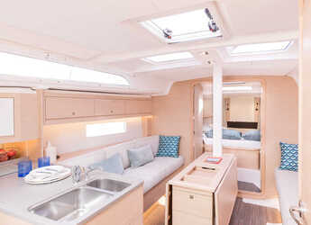 Noleggiare sailboat in Marina di Procida - Dufour 37