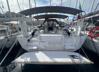 Noleggiare sailboat in Marina di Procida - Dufour 48