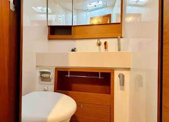 Alquilar velero en Marina Kremik - Dufour 530 - 5 + 1 cab.