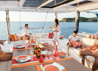 Rent a catamaran in Marina Botafoch - Bali 4.8