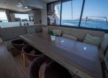 Rent a catamaran in Marina Botafoch - Bali 4.8