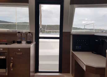 Louer catamaran à Marina di Portisco - Bali 4.2 - 4 + 1 cab.