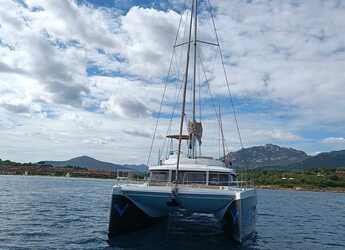 Louer catamaran à Punta Nuraghe - Bali 4.3 - 4 + 2 cab.