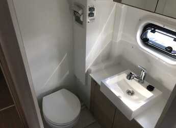 Louer catamaran à Punta Nuraghe - Bali 4.3 - 4 + 2 cab.