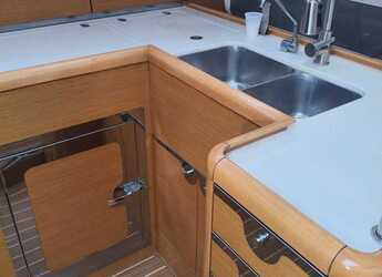 Alquilar velero en Punta Nuraghe - Jeanneau 53 - 4 cab.