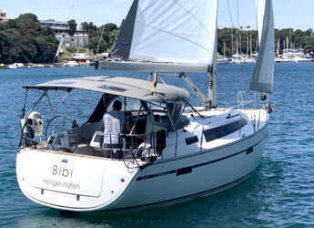 Chartern Sie segelboot in Veruda - Bavaria Cruiser 37 - 3 cab.