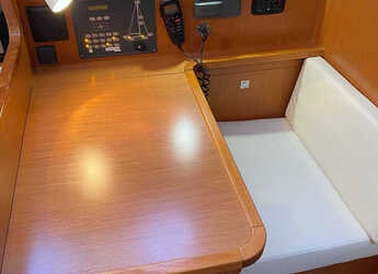 Chartern Sie segelboot in Veruda - Bavaria Cruiser 41 - 3 cab.