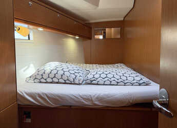 Chartern Sie segelboot in Veruda - Bavaria Cruiser 46 - 4 cab.