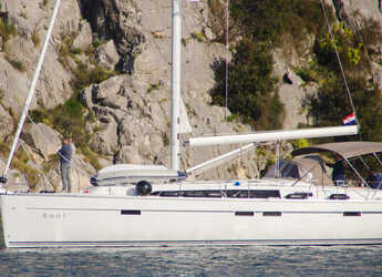 Chartern Sie segelboot in Veruda - Bavaria Cruiser 46 - 4 cab.