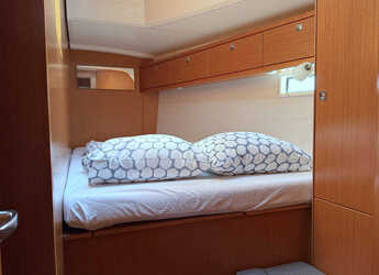 Chartern Sie segelboot in Veruda - Bavaria Cruiser 46 - 4 cab.