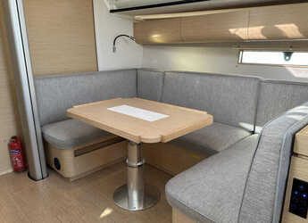 Chartern Sie segelboot in Veruda - Dehler 46 SQ