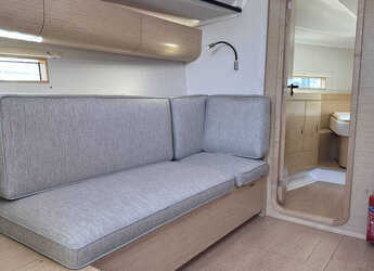 Chartern Sie segelboot in Veruda - Dehler 46 SQ