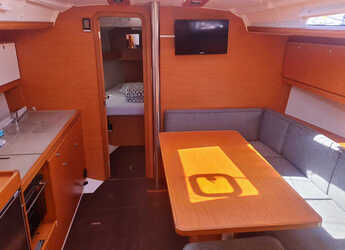 Chartern Sie segelboot in Veruda - Dufour 390
