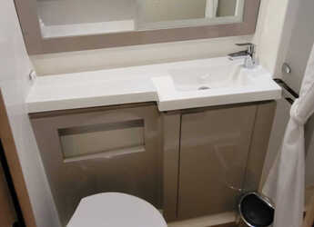 Alquilar catamarán en Marina Kornati - Fountaine Pajot Elba 45 - 3 cab.