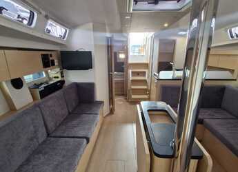 Chartern Sie segelboot in Veruda - Hanse 410