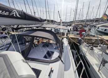 Chartern Sie segelboot in Veruda - Hanse 410