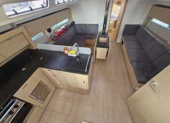 Chartern Sie segelboot in Veruda - Hanse 410