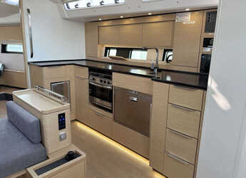 Chartern Sie segelboot in Veruda - Hanse 460 - 4 cab.