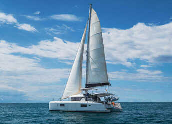 Alquilar catamarán en Veruda - Lagoon 42 - 4 cab.