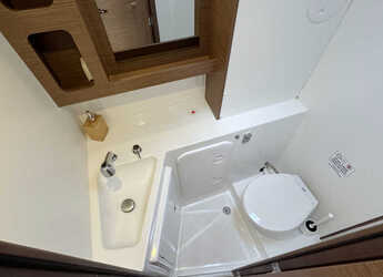 Alquilar catamarán en Veruda - Lagoon 42 - 4 cab.