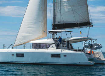 Alquilar catamarán en Veruda - Lagoon 42 - 4 cab.