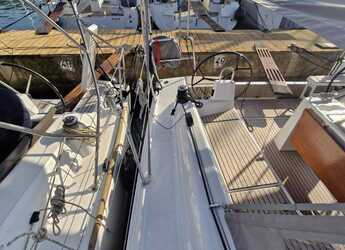 Chartern Sie segelboot in Veruda - Oceanis 37.1