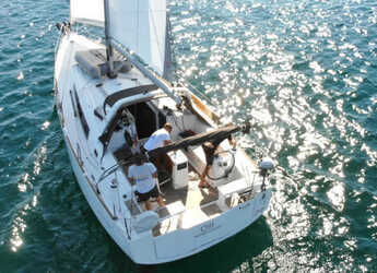 Chartern Sie segelboot in Veruda - Oceanis 38 - 3 cab.