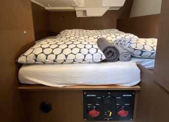 Chartern Sie segelboot in Veruda - Oceanis 38.1