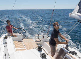 Chartern Sie segelboot in Veruda - Oceanis 38.1