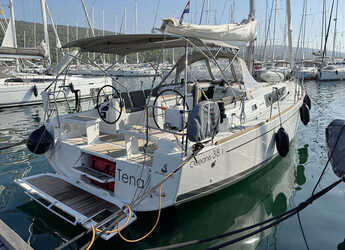 Alquilar velero en Punat - Oceanis 38.1