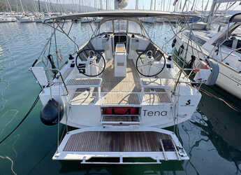 Alquilar velero en Punat - Oceanis 38.1