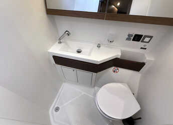 Chartern Sie segelboot in Veruda - Oceanis 46.1 - 4 cab.