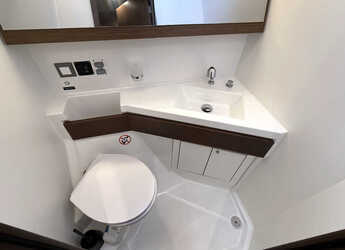 Chartern Sie segelboot in Veruda - Oceanis 46.1 - 4 cab.