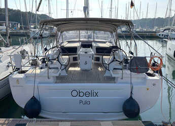 Chartern Sie segelboot in Veruda - Oceanis 51.1