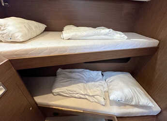 Chartern Sie segelboot in Veruda - Oceanis 51.1