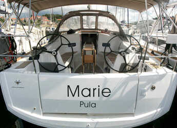 Chartern Sie segelboot in Veruda - Sun Odyssey 349 - 2 cab.