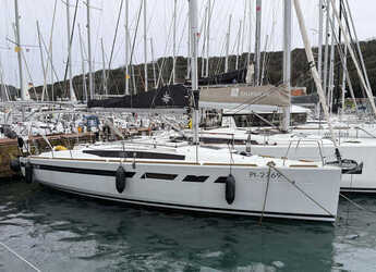 Chartern Sie segelboot in Veruda - Sun Odyssey 349 - 3 cab.