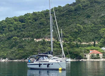 Chartern Sie segelboot in Veruda - Sun Odyssey 349 - 3 cab.