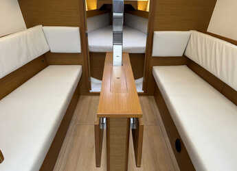 Chartern Sie segelboot in Veruda - Sun Odyssey 349 - 3 cab.