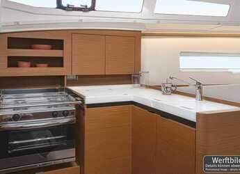 Chartern Sie segelboot in Veruda - Sun Odyssey 380 - 3 cab.