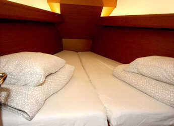 Alquilar velero en Punat - Sun Odyssey 389 - 2 cab.