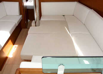 Alquilar velero en Punat - Sun Odyssey 389