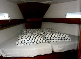 Chartern Sie segelboot in Veruda - Sun Odyssey 419 - 3 cab.