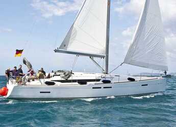 Chartern Sie segelboot in Veruda - Sun Odyssey 439