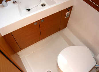 Chartern Sie segelboot in Veruda - Sun Odyssey 479 - 4 cab.